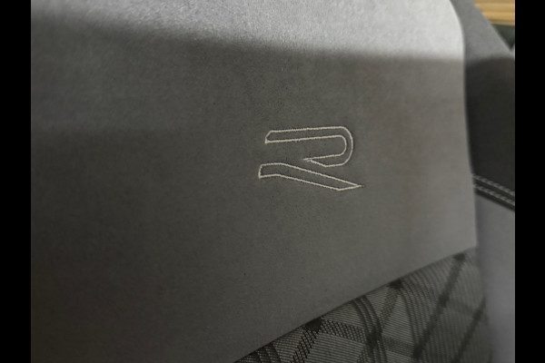 Volkswagen Taigo 1.0 TSI R-Line Business DSG | Pano | Virtual Cockpit | ACC | IQ.Light | Navi | Camera Volkswagen Taigo 1.0 TSI R-Line Business DSG | Pano | Virtual Cockpit | ACC | IQ.Light | Navi | Camera