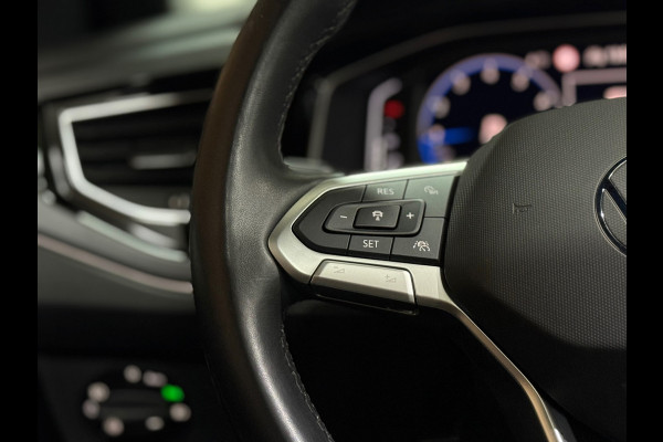 Volkswagen Taigo 1.0 TSI R-Line Business DSG | Pano | Virtual Cockpit | ACC | IQ.Light | Navi | Camera Volkswagen Taigo 1.0 TSI R-Line Business DSG | Pano | Virtual Cockpit | ACC | IQ.Light | Navi | Camera