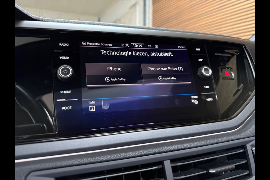 Volkswagen Taigo 1.0 TSI R-Line Business DSG | Pano | Virtual Cockpit | ACC | IQ.Light | Navi | Camera Volkswagen Taigo 1.0 TSI R-Line Business DSG | Pano | Virtual Cockpit | ACC | IQ.Light | Navi | Camera
