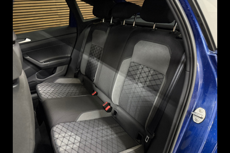 Volkswagen Taigo 1.0 TSI R-Line Business DSG | Pano | Virtual Cockpit | ACC | IQ.Light | Navi | Camera Volkswagen Taigo 1.0 TSI R-Line Business DSG | Pano | Virtual Cockpit | ACC | IQ.Light | Navi | Camera