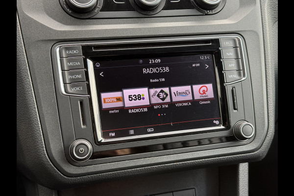 Volkswagen Caddy 2.0 TDI L1H1 Comfortline | NL-auto | 1e Eig | Navi | Carplay | Trekhaak | PDC Volkswagen Caddy 2.0 TDI L1H1 Comfortline | NL-auto | 1e Eig | Navi | Carplay | Trekhaak | PDC