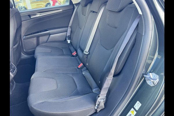 Ford Mondeo Wagon 2.0 IVCT HEV Titanium 187pk | Full LED | Winterpack | Trekhaak | SYNC 3 Navigatie