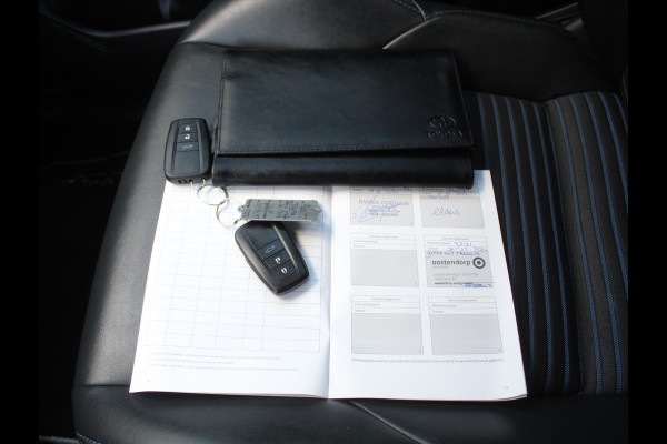 Toyota RAV4 2.5 Hybrid Bi-Tone CAMERA | ADAPCRUISE | LED | NAVI | STOELVERW | CLIMATE