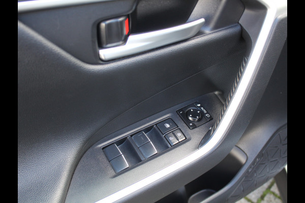Toyota RAV4 2.5 Hybrid Bi-Tone CAMERA | ADAPCRUISE | LED | NAVI | STOELVERW | CLIMATE