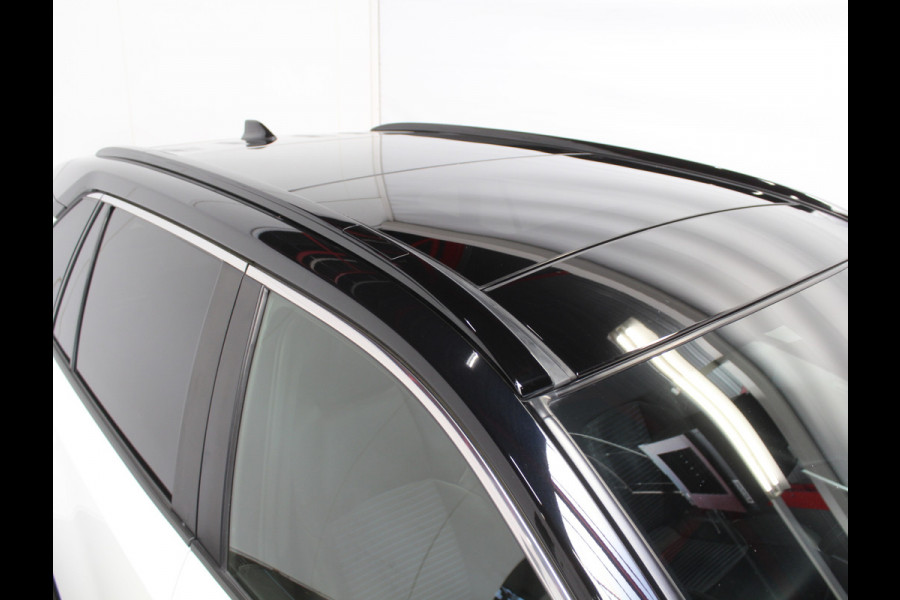 Toyota RAV4 2.5 Hybrid Bi-Tone CAMERA | ADAPCRUISE | LED | NAVI | STOELVERW | CLIMATE