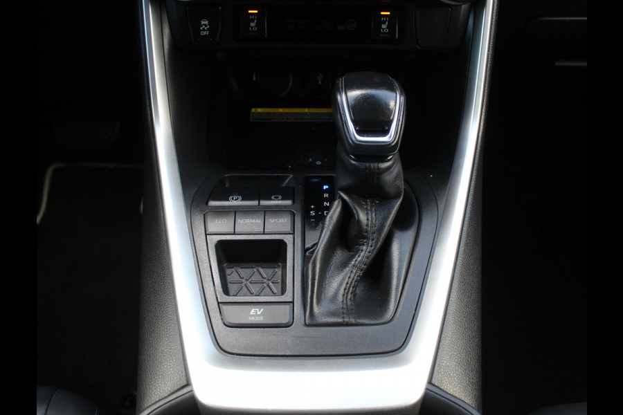 Toyota RAV4 2.5 Hybrid Bi-Tone CAMERA | ADAPCRUISE | LED | NAVI | STOELVERW | CLIMATE