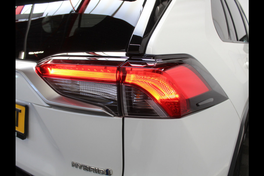 Toyota RAV4 2.5 Hybrid Bi-Tone CAMERA | ADAPCRUISE | LED | NAVI | STOELVERW | CLIMATE