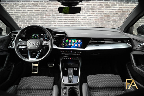 Audi A3 Sportback 40 TFSI e S Line RSseats|B&O|MatrixLED|18Inch|Sfeer|Massage| Audi A3 Sportback 40 TFSI e S Line RSseats|B&O|MatrixLED|18Inch|Sfeer|Massage|