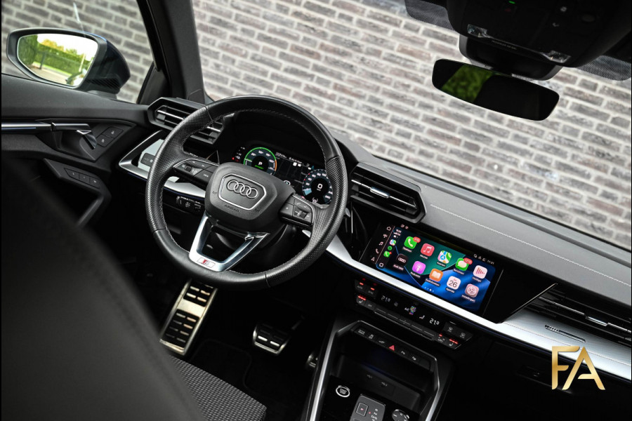 Audi A3 Sportback 40 TFSI e S Line RSseats|B&O|MatrixLED|18Inch|Sfeer|Massage| Audi A3 Sportback 40 TFSI e S Line RSseats|B&O|MatrixLED|18Inch|Sfeer|Massage|