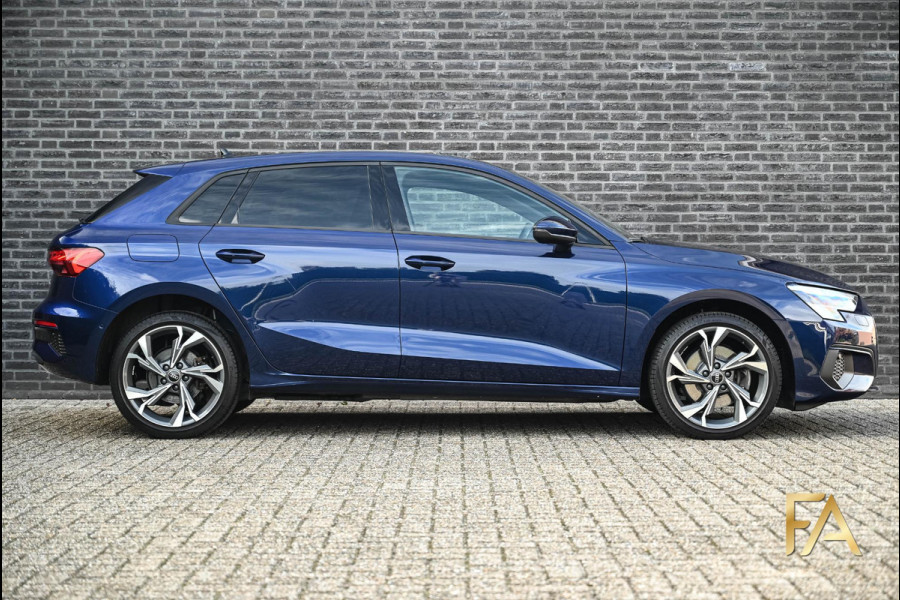 Audi A3 Sportback 40 TFSI e S Line RSseats|B&O|MatrixLED|18Inch|Sfeer|Massage| Audi A3 Sportback 40 TFSI e S Line RSseats|B&O|MatrixLED|18Inch|Sfeer|Massage|