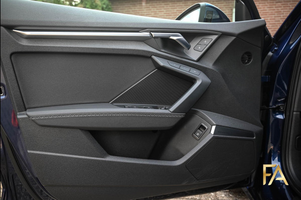 Audi A3 Sportback 40 TFSI e S Line RSseats|B&O|MatrixLED|18Inch|Sfeer|Massage| Audi A3 Sportback 40 TFSI e S Line RSseats|B&O|MatrixLED|18Inch|Sfeer|Massage|