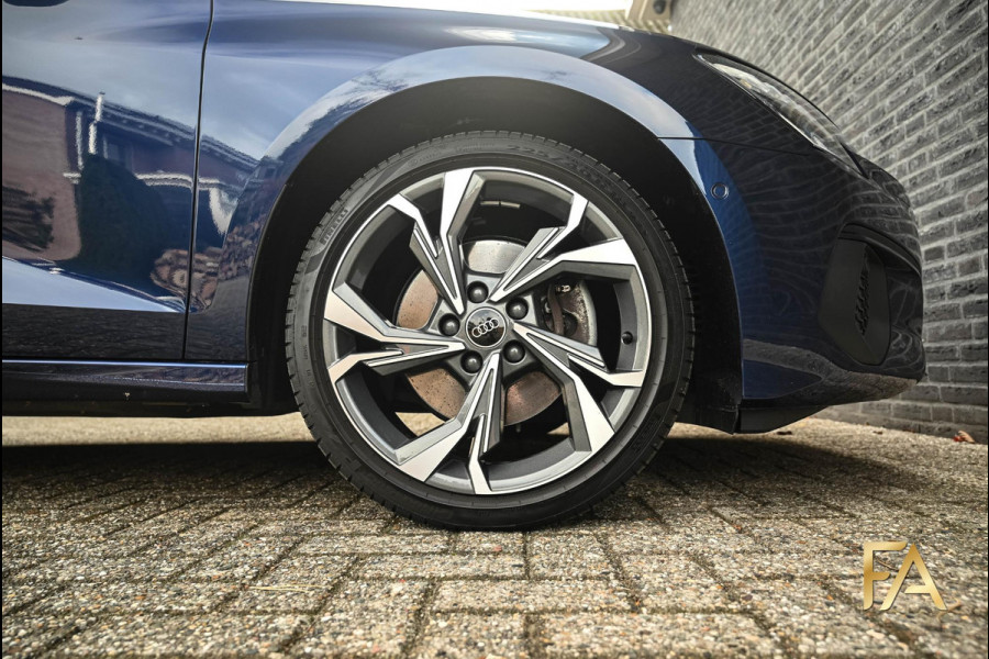 Audi A3 Sportback 40 TFSI e S Line RSseats|B&O|MatrixLED|18Inch|Sfeer|Massage| Audi A3 Sportback 40 TFSI e S Line RSseats|B&O|MatrixLED|18Inch|Sfeer|Massage|