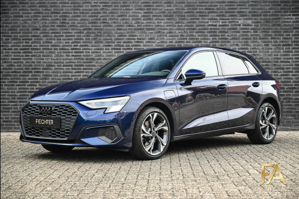Audi A3 Sportback 40 TFSI e S Line RSseats|B&O|MatrixLED|18Inch|Sfeer|Massage| Audi A3 Sportback 40 TFSI e S Line RSseats|B&O|MatrixLED|18Inch|Sfeer|Massage|