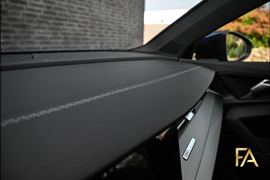 Audi A3 Sportback 40 TFSI e S Line RSseats|B&O|MatrixLED|18Inch|Sfeer|Massage| Audi A3 Sportback 40 TFSI e S Line RSseats|B&O|MatrixLED|18Inch|Sfeer|Massage|