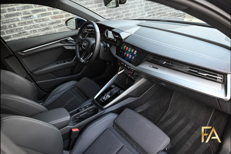 Audi A3 Sportback 40 TFSI e S Line RSseats|B&O|MatrixLED|18Inch|Sfeer|Massage| Audi A3 Sportback 40 TFSI e S Line RSseats|B&O|MatrixLED|18Inch|Sfeer|Massage|
