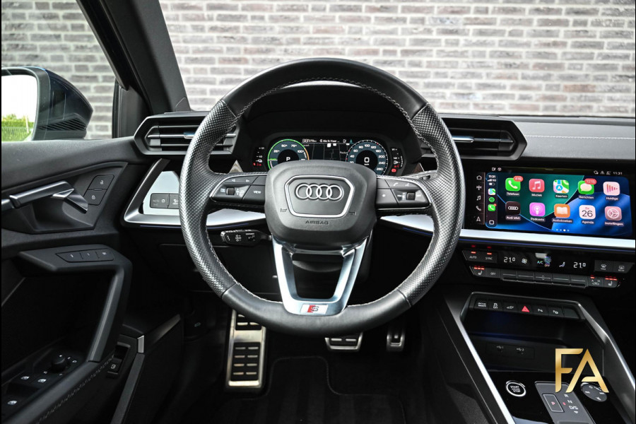 Audi A3 Sportback 40 TFSI e S Line RSseats|B&O|MatrixLED|18Inch|Sfeer|Massage| Audi A3 Sportback 40 TFSI e S Line RSseats|B&O|MatrixLED|18Inch|Sfeer|Massage|