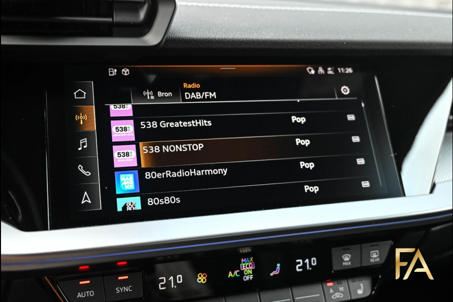 Audi A3 Sportback 40 TFSI e S Line RSseats|B&O|MatrixLED|18Inch|Sfeer|Massage| Audi A3 Sportback 40 TFSI e S Line RSseats|B&O|MatrixLED|18Inch|Sfeer|Massage|