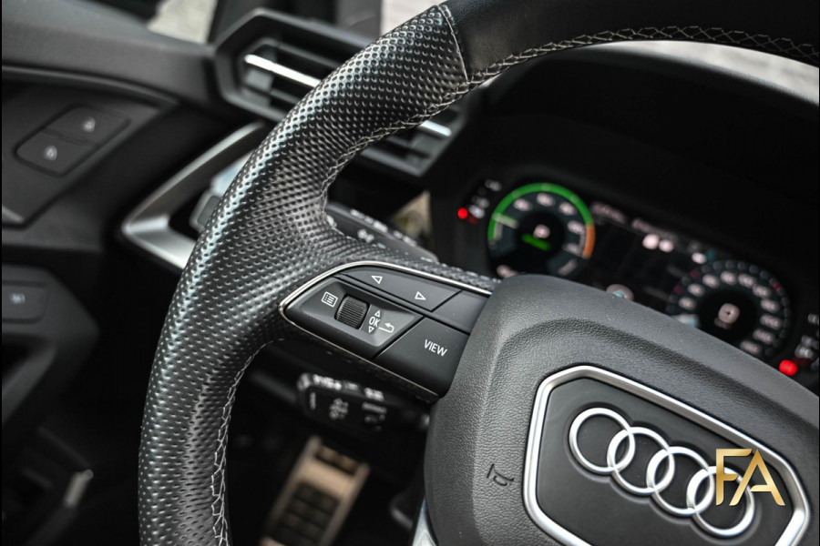 Audi A3 Sportback 40 TFSI e S Line RSseats|B&O|MatrixLED|18Inch|Sfeer|Massage| Audi A3 Sportback 40 TFSI e S Line RSseats|B&O|MatrixLED|18Inch|Sfeer|Massage|