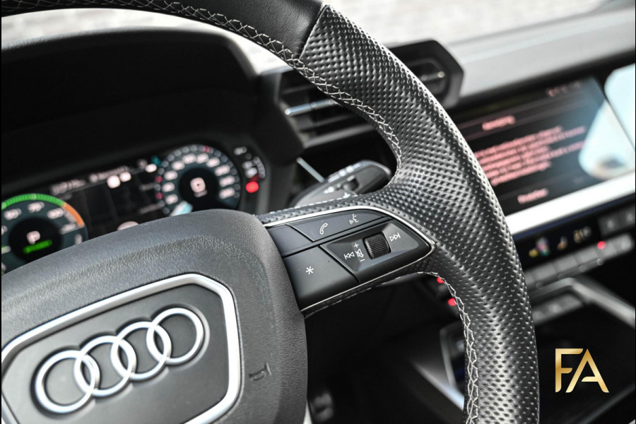 Audi A3 Sportback 40 TFSI e S Line RSseats|B&O|MatrixLED|18Inch|Sfeer|Massage| Audi A3 Sportback 40 TFSI e S Line RSseats|B&O|MatrixLED|18Inch|Sfeer|Massage|
