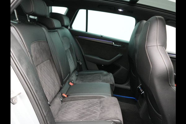 Škoda Superb Combi 1.4 TSI iV Sportline Plug In Hybrid 218pk Dealer O.H PHEV | Trekhaak Af Fabriek | Panodak | Adaptive Cruise | Camera | Alcantara Sportstoelen Memory & Verwarmd | Apple Carplay | Navigatie | Crystal LED | Sportstuur Vewarmd | Virtual | DAB | Škoda Superb Combi 1.4 TSI iV Sportline Plug In Hybrid 218pk Dealer O.H PHEV | Trekhaak Af Fabriek | Panodak | Adaptive Cruise | Camera | Alcantara Sportstoelen Memory & Verwarmd | Apple Carplay | Navigatie | Crystal LED | Sportstuur Vewarmd | Virtual | DAB |
