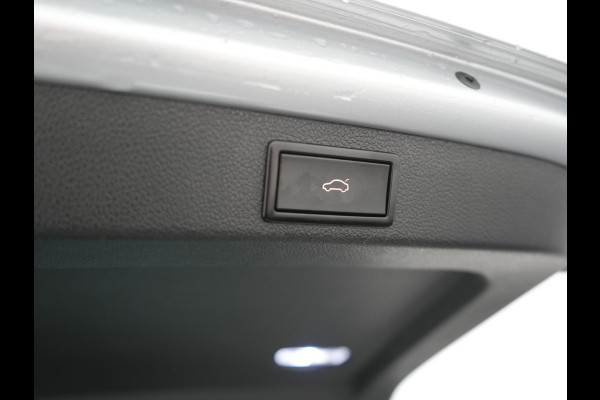 Škoda Superb Combi 1.4 TSI iV Sportline Plug In Hybrid 218pk Dealer O.H PHEV | Trekhaak Af Fabriek | Panodak | Adaptive Cruise | Camera | Alcantara Sportstoelen Memory & Verwarmd | Apple Carplay | Navigatie | Crystal LED | Sportstuur Vewarmd | Virtual | DAB | Škoda Superb Combi 1.4 TSI iV Sportline Plug In Hybrid 218pk Dealer O.H PHEV | Trekhaak Af Fabriek | Panodak | Adaptive Cruise | Camera | Alcantara Sportstoelen Memory & Verwarmd | Apple Carplay | Navigatie | Crystal LED | Sportstuur Vewarmd | Virtual | DAB |