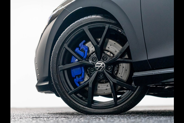 Volkswagen Golf 2.0 TSI R 4Motion | Pano