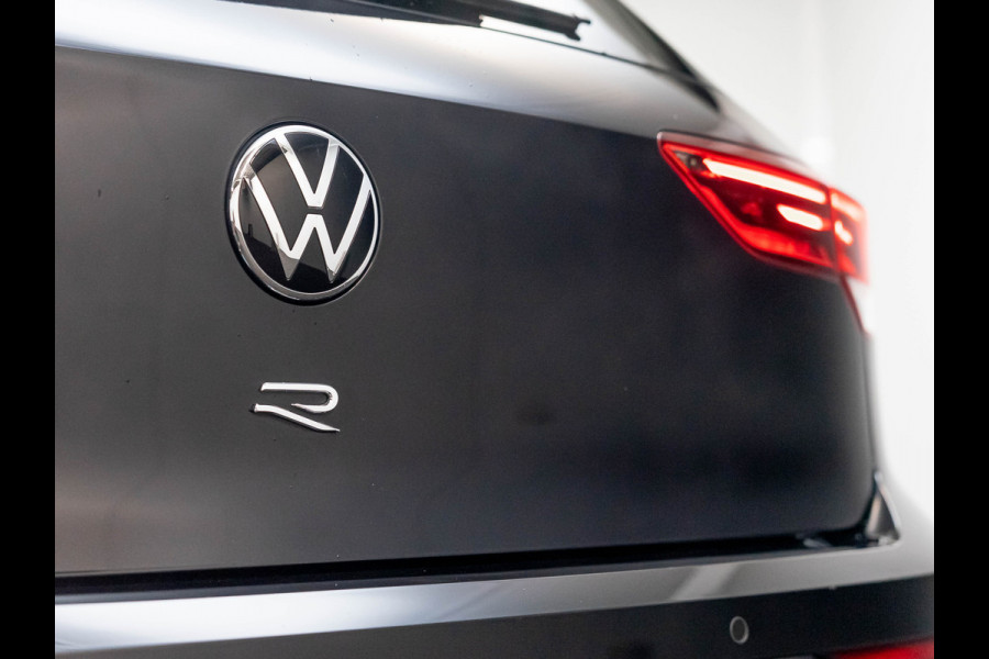 Volkswagen Golf 2.0 TSI R 4Motion | Pano