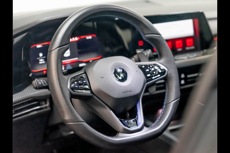 Volkswagen Golf 2.0 TSI R 4Motion | Pano