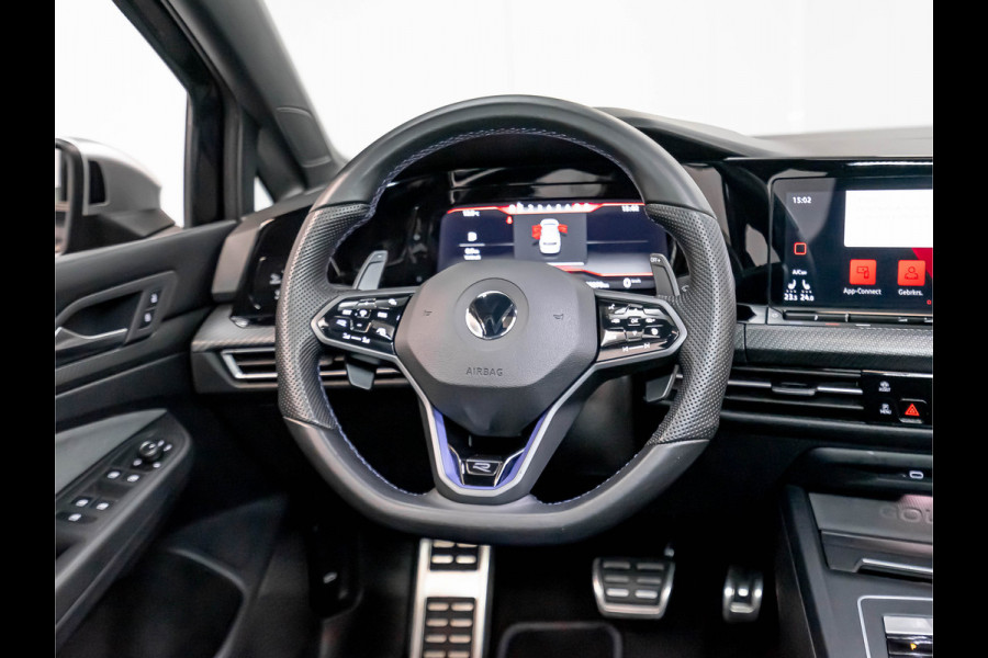 Volkswagen Golf 2.0 TSI R 4Motion | Pano