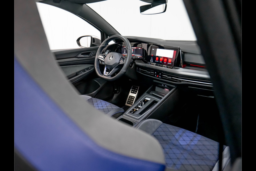 Volkswagen Golf 2.0 TSI R 4Motion | Pano