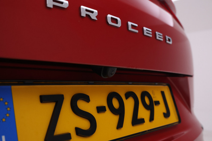 Kia ProCeed 1.6 CRDi GT-Line Uniek!! Panorama, Leer, JBL Sound
