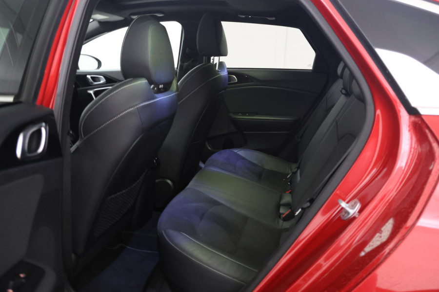 Kia ProCeed 1.6 CRDi GT-Line Uniek!! Panorama, Leer, JBL Sound