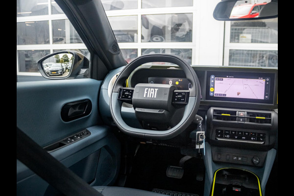 Fiat Grande Panda 1.2 Hybrid La Prima | Automaat | Camera | Clima | Apple Carplay | Cruise | Navi | 17" | Winter Pack Fiat Grande Panda 1.2 Hybrid La Prima | Automaat | Camera | Clima | Apple Carplay | Cruise | Navi | 17" | Winter Pack