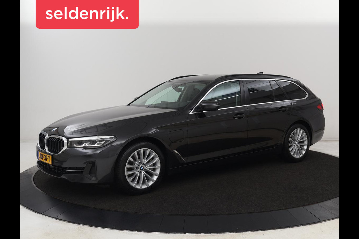 BMW 5 Serie 530e High Executive | Leder | Stoel & stuurverwarming | Adaptive cruise | Carplay | Sfeerverlichting | Camera | Live Cockpit | Navigatie | Full LED BMW 5 Serie 530e High Executive | Leder | Stoel & stuurverwarming | Adaptive cruise | Carplay | Sfeerverlichting | Camera | Live Cockpit | Navigatie | Full LED