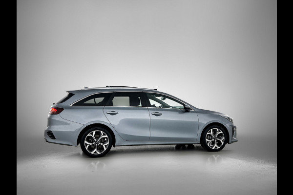 Kia Ceed Sportswagon 1.4 T-GDi ExecutiveLine | PANO | STOEL VERW +KOEL | STUURVERW | MEM SEATS | ADD CRUISE | ACHTERCAM | JBL | Kia Ceed Sportswagon 1.4 T-GDi ExecutiveLine | PANO | STOEL VERW +KOEL | STUURVERW | MEM SEATS | ADD CRUISE | ACHTERCAM | JBL |