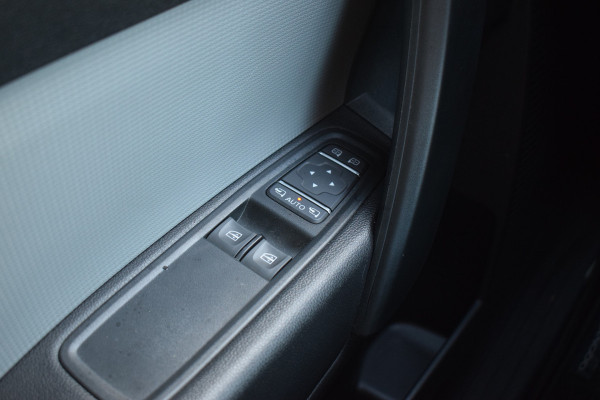 Renault Kangoo 1.5 Blue dCi 115 extra L1 | Trekhaak | Half Leer | Camera | Stoelverw. | CarPlay