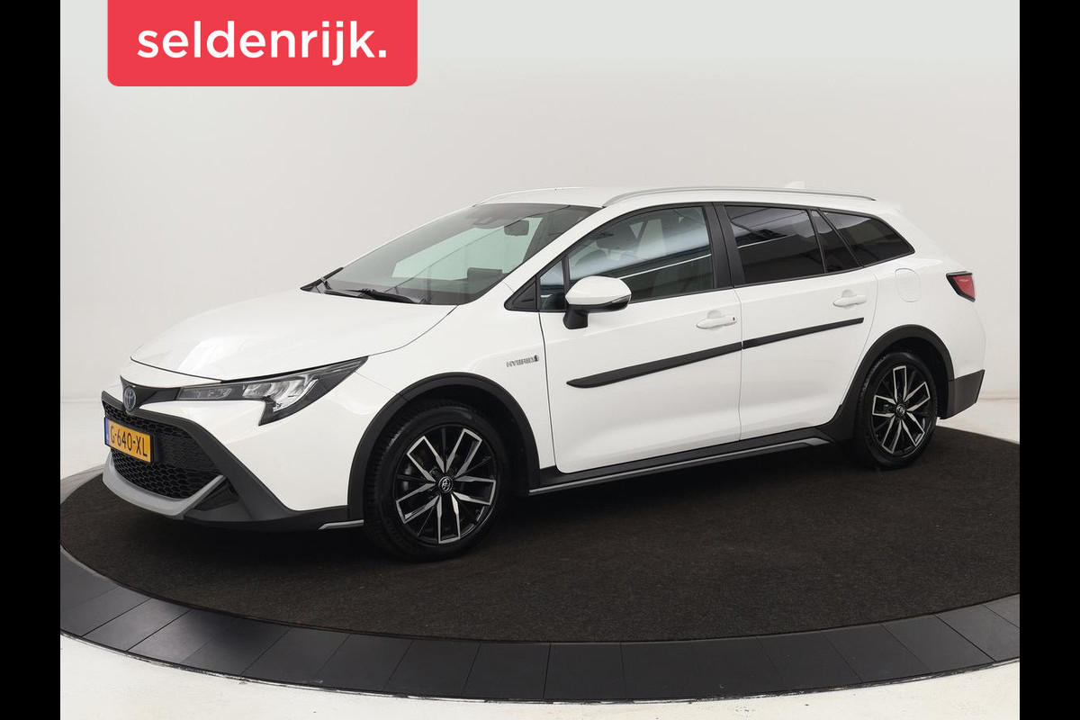 Toyota Corolla 1.8 Hybrid Trek | Stoelverwarming | Adaptive cruise | Trekhaak | Carplay | Camera | Keyless | Full LED | Navigatie | Climate control