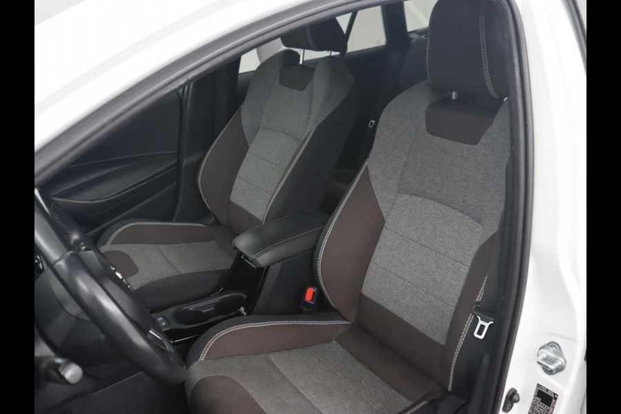 Toyota Corolla 1.8 Hybrid Trek | Stoelverwarming | Adaptive cruise | Trekhaak | Carplay | Camera | Keyless | Full LED | Navigatie | Climate control