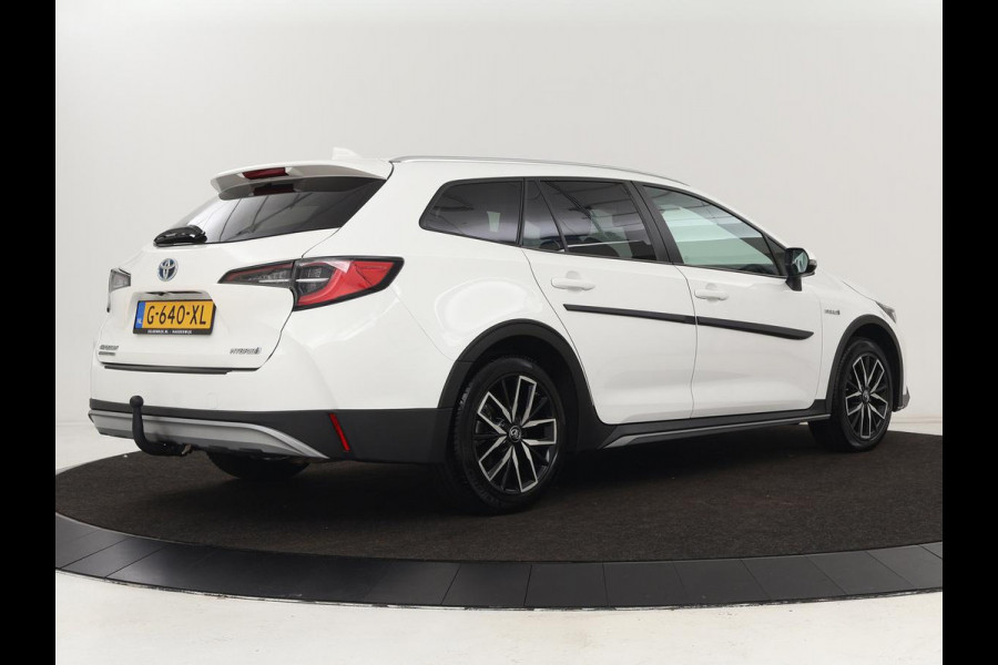 Toyota Corolla 1.8 Hybrid Trek | Stoelverwarming | Adaptive cruise | Trekhaak | Carplay | Camera | Keyless | Full LED | Navigatie | Climate control