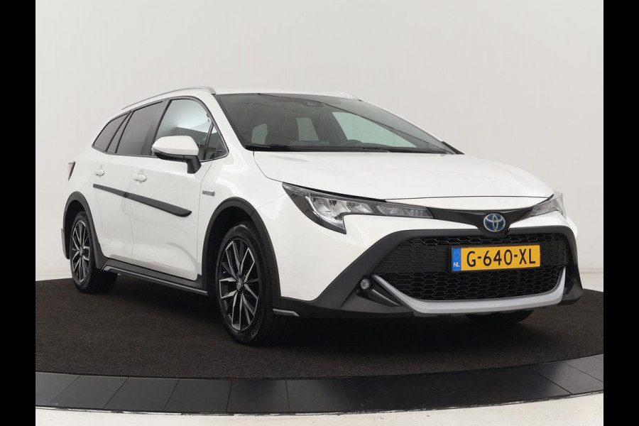 Toyota Corolla 1.8 Hybrid Trek | Stoelverwarming | Adaptive cruise | Trekhaak | Carplay | Camera | Keyless | Full LED | Navigatie | Climate control