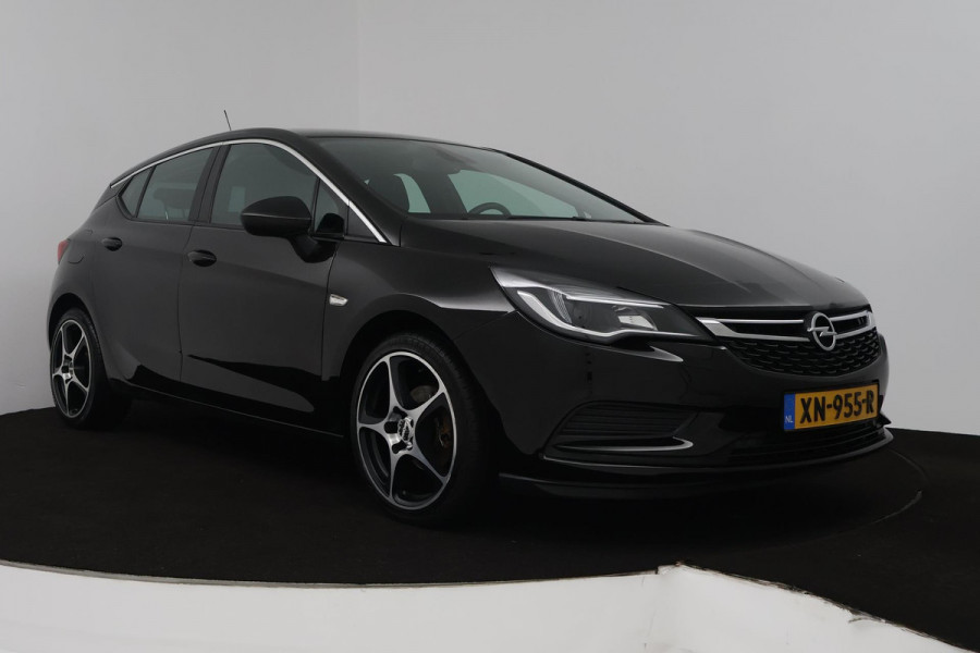 Opel Astra 1.0 Turbo Business (PARKEERSENSOREN, CRUISE CONTROL, NAVIGATIE, BLUETOOTH)