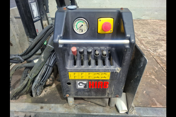 Iveco Daily 3.0I CNG Kraan Laadbak AUT-6 HIAB 3-Persoons Ecc Trekhaak Camera Blue power Alpine 2-Din Infotainment Sys. Bluetooth Opbergkasten Betonplex Vloer Compressed Natural Gas (CNG) EURO-6 375 35S14N Voertuig 1e Eigenaar Euro 6 Iveco Daily 3.0I CNG Kraan Laadbak AUT-6 HIAB 3-Persoons Ecc Trekhaak Camera Blue power Alpine 2-Din Infotainment Sys. Bluetooth Opbergkasten Betonplex Vloer Compressed Natural Gas (CNG) EURO-6 375 35S14N Voertuig 1e Eigenaar Euro 6