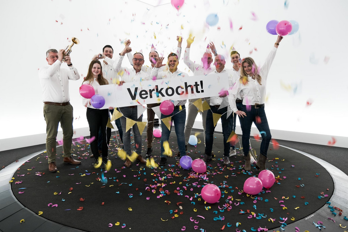 Peugeot 208 PureTech 100 Allure Pack | Camera | Apple Carplay | Stoelverwarming | Parkeersensoren Peugeot 208 PureTech 100 Allure Pack | Camera | Apple Carplay | Stoelverwarming | Parkeersensoren