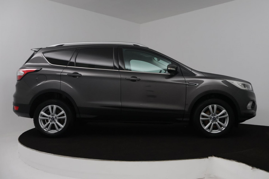 Ford Kuga 1.5 EcoBoost Titanium (PARKEERSENSOREN, ACHTERUITRIJCAMERA, LANE-ASSIST, CRUISE CONTROL, NAVIGATIE, SONY AUDIO)