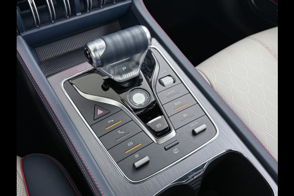 BYD ATTO 3 62kWh Design SOH 96% Panoramadak Leder+Elektr.Verst. Warmtepomp Adaptieve Cruise 360°Camera Apple Carplay Android Auto Elektr.Ac Verkeersbord detectie WiFi DAB Led Rijstrooksensor Keyless Smartphone Entry Fabrieksgarantie tot 12-12-2030 /150.000km Garantie op de LFP Accu tot 12-12-2030/200.000km €44.000,- Nieuw!