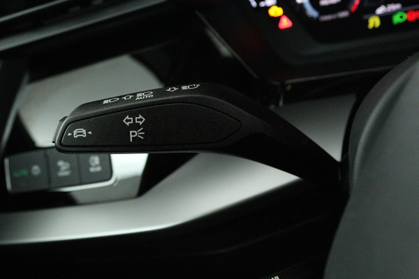 Audi A3 Sportback 30 TFSI Business edition (DIGITALE COCKPIT, CAMERA, LANE-ASSIST, CRUISE CONTROL ADAPTIEF, PARKEERSENSOREN) Audi A3 Sportback 30 TFSI Business edition (DIGITALE COCKPIT, CAMERA, LANE-ASSIST, CRUISE CONTROL ADAPTIEF, PARKEERSENSOREN)