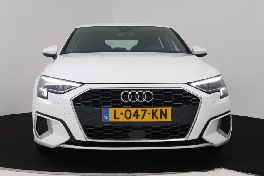 Audi A3 Sportback 30 TFSI Business edition (DIGITALE COCKPIT, CAMERA, LANE-ASSIST, CRUISE CONTROL ADAPTIEF, PARKEERSENSOREN) Audi A3 Sportback 30 TFSI Business edition (DIGITALE COCKPIT, CAMERA, LANE-ASSIST, CRUISE CONTROL ADAPTIEF, PARKEERSENSOREN)