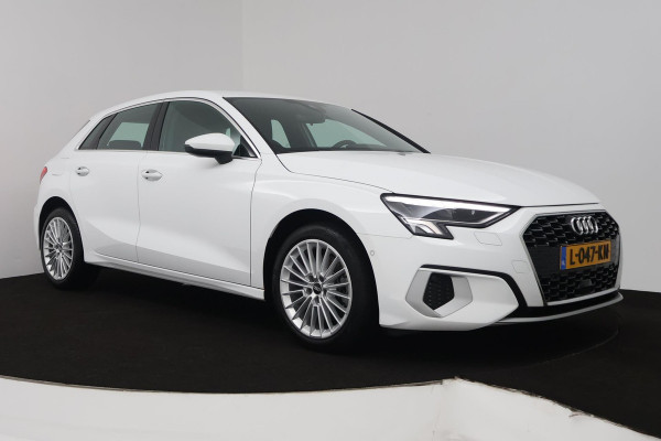 Audi A3 Sportback 30 TFSI Business edition (DIGITALE COCKPIT, CAMERA, LANE-ASSIST, CRUISE CONTROL ADAPTIEF, PARKEERSENSOREN) Audi A3 Sportback 30 TFSI Business edition (DIGITALE COCKPIT, CAMERA, LANE-ASSIST, CRUISE CONTROL ADAPTIEF, PARKEERSENSOREN)