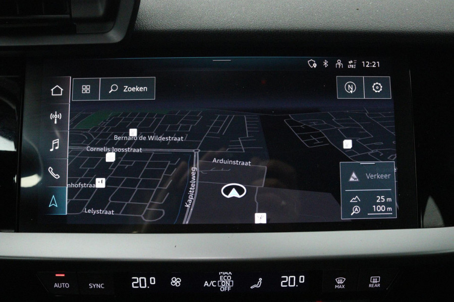 Audi A3 Sportback 30 TFSI Business edition (DIGITALE COCKPIT, CAMERA, LANE-ASSIST, CRUISE CONTROL ADAPTIEF, PARKEERSENSOREN) Audi A3 Sportback 30 TFSI Business edition (DIGITALE COCKPIT, CAMERA, LANE-ASSIST, CRUISE CONTROL ADAPTIEF, PARKEERSENSOREN)