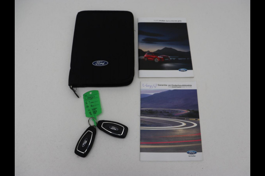Ford Kuga 2.5 PHEV ST-Line X | Panoramadak | Adaptive cruise | 360 Camera | Leder/Alcantara | Carplay | Full LED | Navigatie | Keyless | Digital Cockpit | Plug In